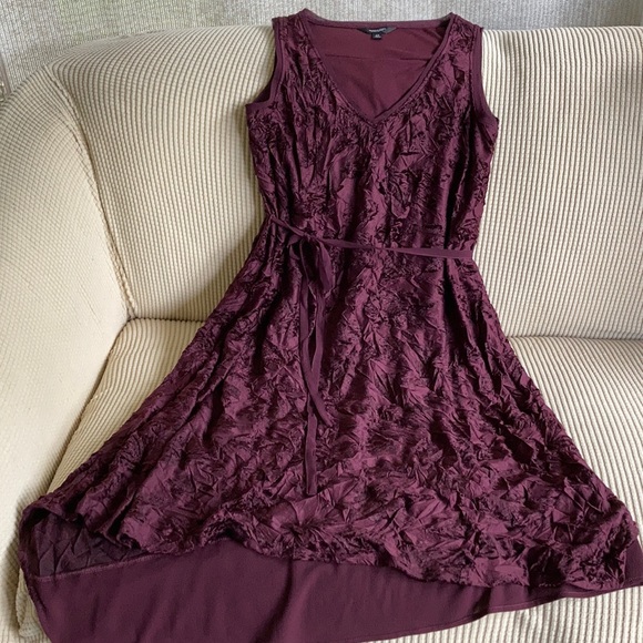 Simply Vera Vera Wang Sleeveless Burgundy Dress - Picture 9 of 12